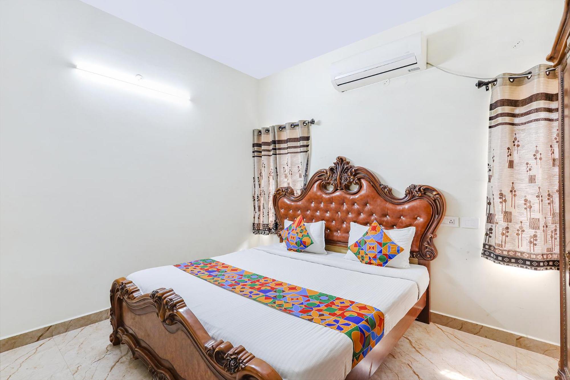 Hotel OYO 24784 Fen Breeze Siruseri Exterior foto